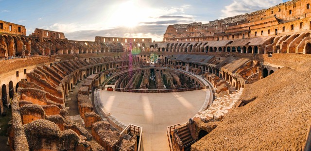 Visit Rome Colosseum Underground & Roman Forum Guided Tour in Roma