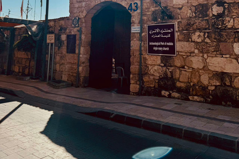 Depuis Amman : Excursion d&#039;une journée à Madaba, au Mont Nebo et à la Mer Morte