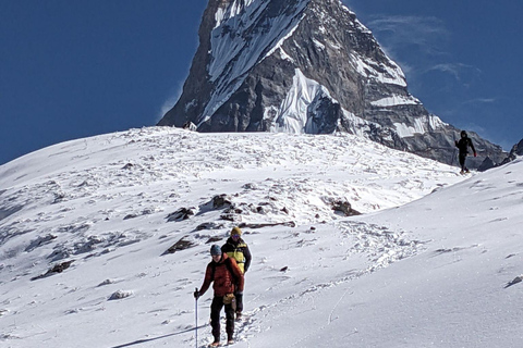 Mardi Himal Trek &Himalayan Hot Springs: 5 -Day from Pokhara Private Trekking with Meals Included (Full Package)