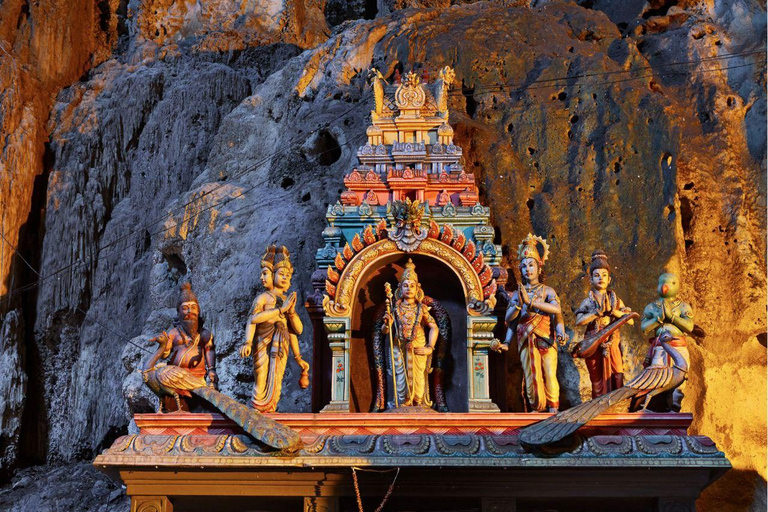 Kuala Lumpur: Batu Caves & Kuala Gandah Elephant Sanctuary
