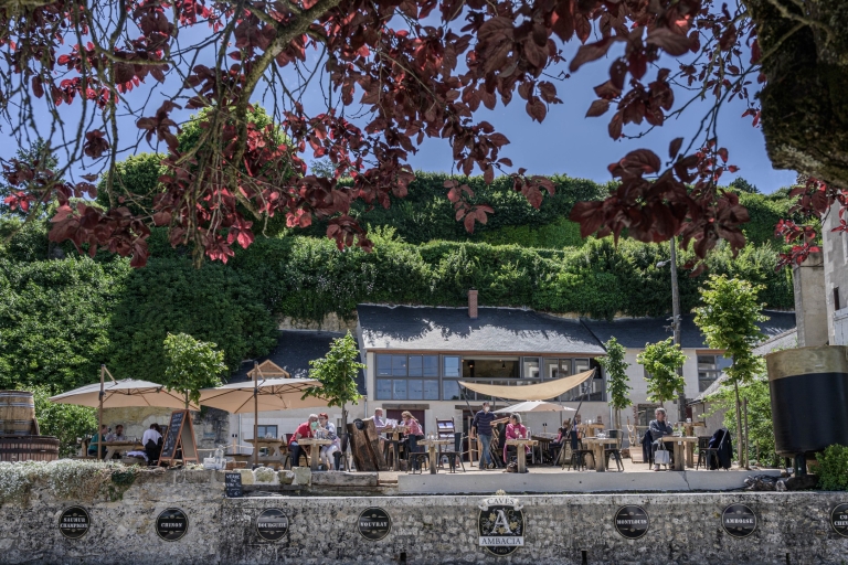 Amboise: Besuch der Höhlen von Ambacia und WeinprobeAmboise: Besuch der Höhlen Duhard und Weinprobe auf Französisch