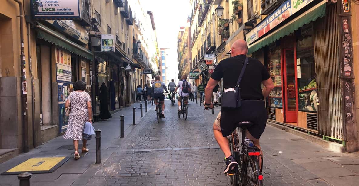 Best of Madrid: 3-Hour Guided Bike Tour in Small Groups