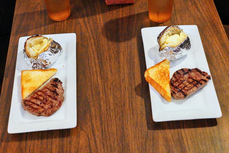 Dallas: 2 or 4-Hour Food & History Tour by Golf Cart Dallas: 4-Hour Food and History Tour by Golf Cart