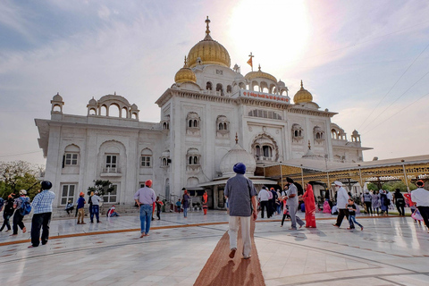 Delhi: privétour met de auto door het oude en nieuwe Delhi voor een hele dag