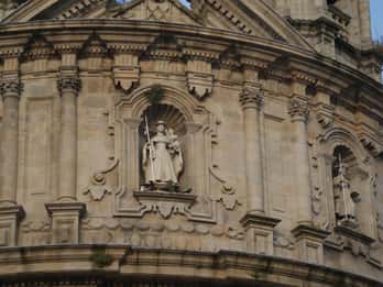 Pontevedra: Private Guided Walking Tour