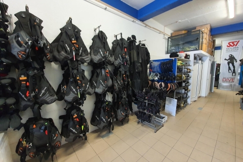 Albufeira: Certyfikowani nurkowie SCUBA Diving w 2 miejscach nurkowych