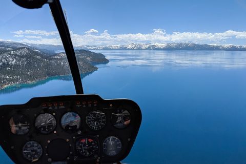 Озеро Тахо: полет на вертолете в Изумрудный залив