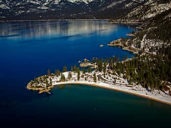 Lake Tahoe: Hubschrauberflug in Sand Harbor Lake Tahoe: Hubschrauberflug in Sand Harbor