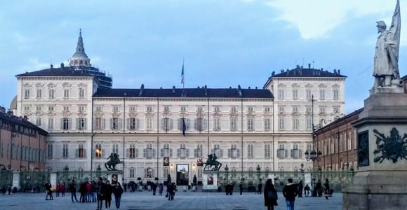 Turin: Royal Palace & City Tour Guided Experience