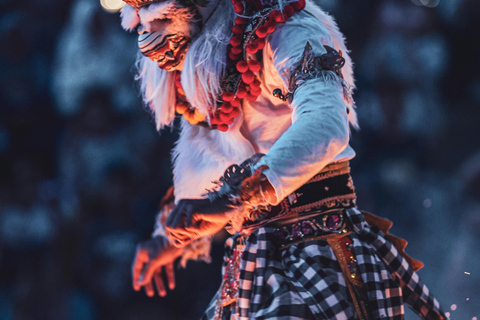 ULUWATU LUXE TOUR: Beaches, Cliffs, Temple, Fire Dance & BBQ ULUWATU LUXE TOUR: Beaches, Cliffs, Temple, Fire Dance & BBQ