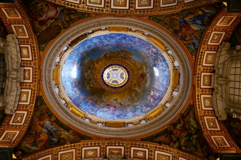 Roma: visita guiada a la basílica de San Pedro con subida a la cúpulaTour privado en español