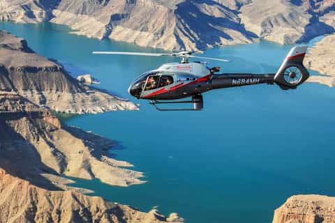 Fra Las Vegas: Helikoptertur med landing i Grand Canyon
