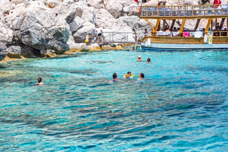 Bootsfahrt zur Insel Suluada und den Buchten von AdrasanTour mit Transfer von Antalya Hotels