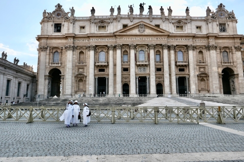 Rzym: Wycieczka z przewodnikiem po Bazylice Świętego Piotra z Dome ClimbPrywatna wycieczka po portugalsku