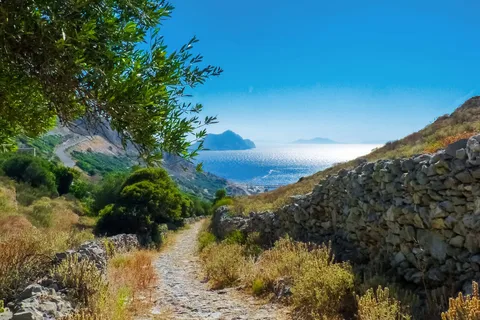 Amorgos : excursion guidée d'une journée dans les villages de la baie d'Aegiali