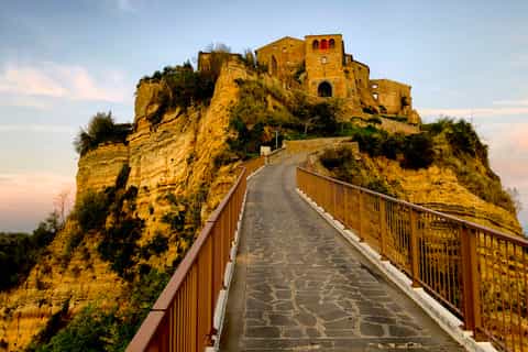 Civita di Bagnoregio: 1.5-Hour Guided Walking Tour