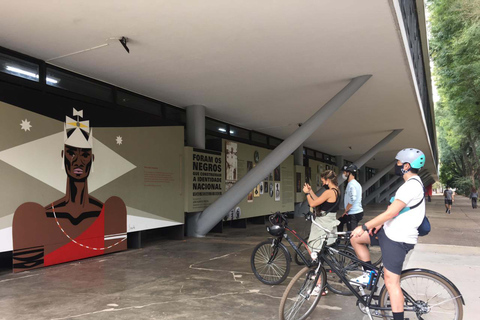 São Paulo: cykeltur med gatukonst