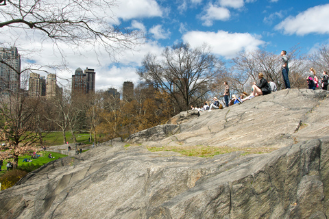 NYC: Central Park Secrets and Highlights Walking Tour