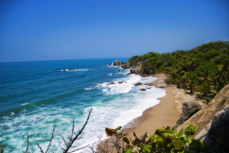 Journée complète dans le parc Tayrona : 7 vagues, plage Cristal et Nenguaje