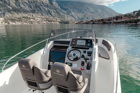 Kotor: visite en bateau de 3 heures de la grotte bleue et de Notre-Dame des rochers