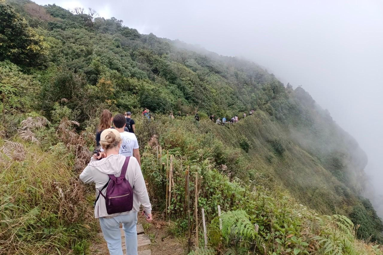 Chiang Mai: Excursión de un día al Parque Doi Inthanon con caminata por Kew Mae PanLa Visita Regular incluye Comida y Entradas