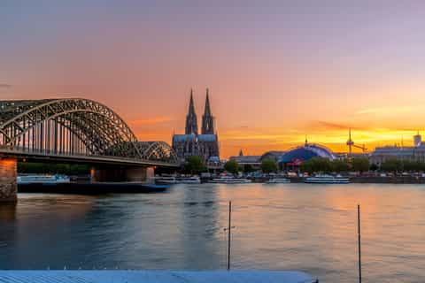 Cologne: Historic Town Scavenger Hunt