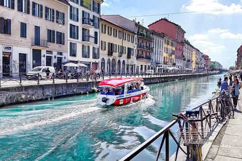 Milán: crucero por el canal Navigli de 1 hora con audioguía