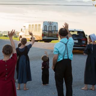 Lancaster: Picknick bei Sonnenuntergang auf einer Amish Farm