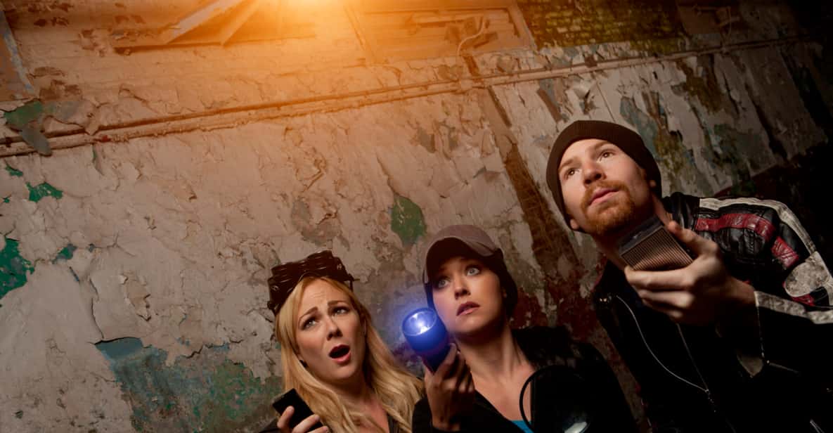 Savannah: Graveface Museum After Dark Walking Tour