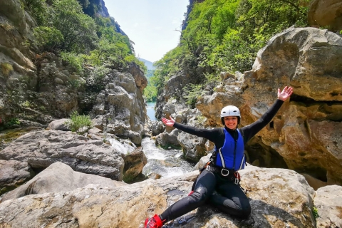 Ze Splitu: Extreme Canyoning na rzece Cetina
