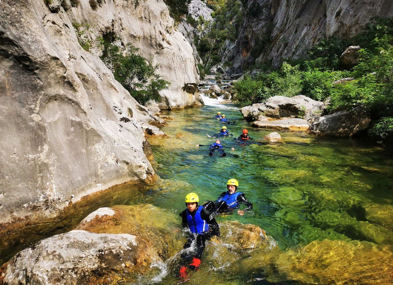 Fra Split eller Zadvarje: Ekstrem canyoning på Cetina-floden