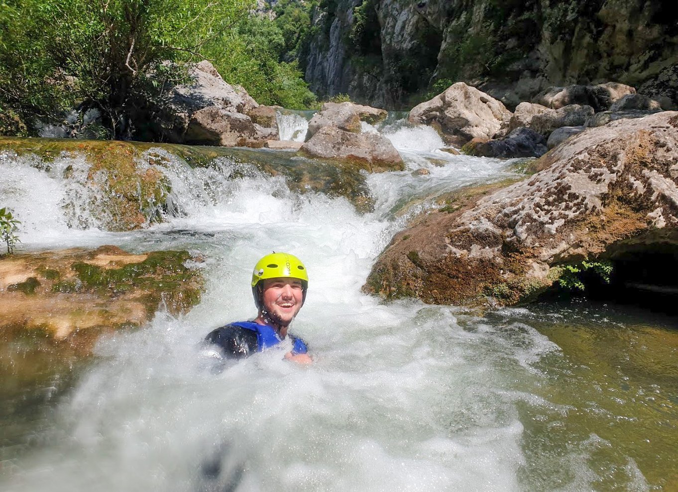 Fra Split eller Zadvarje: Ekstrem canyoning på Cetina-floden