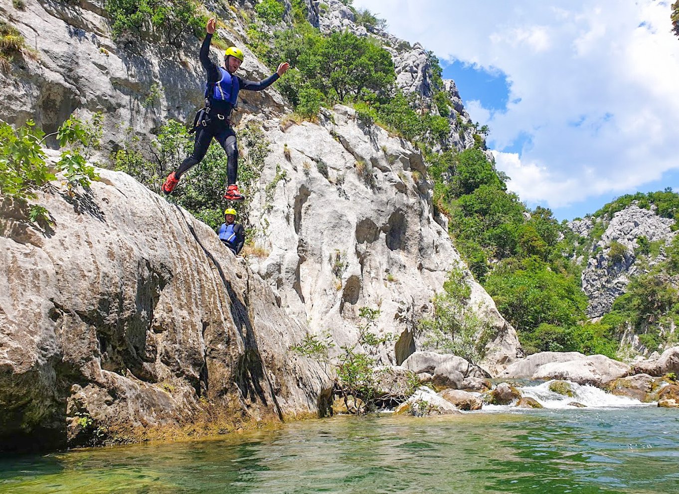 Fra Split eller Zadvarje: Ekstrem canyoning på Cetina-floden