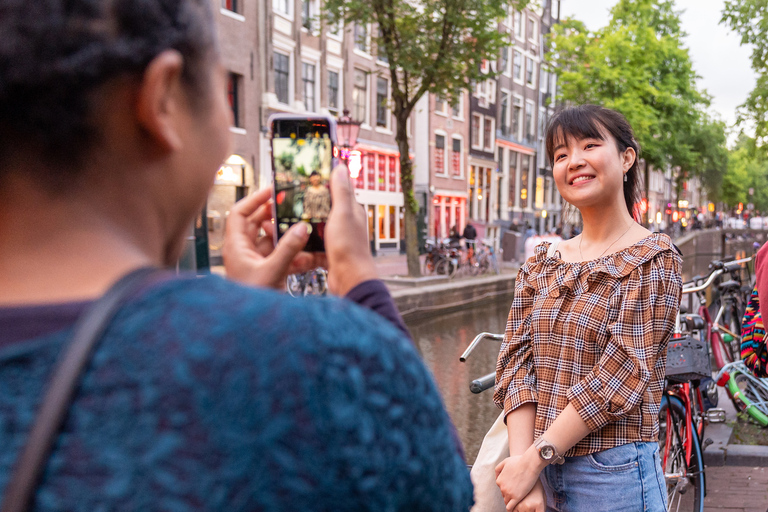 Amsterdam: begeleide rosse buurt en stadswandelingPrivérondleiding in het Duits