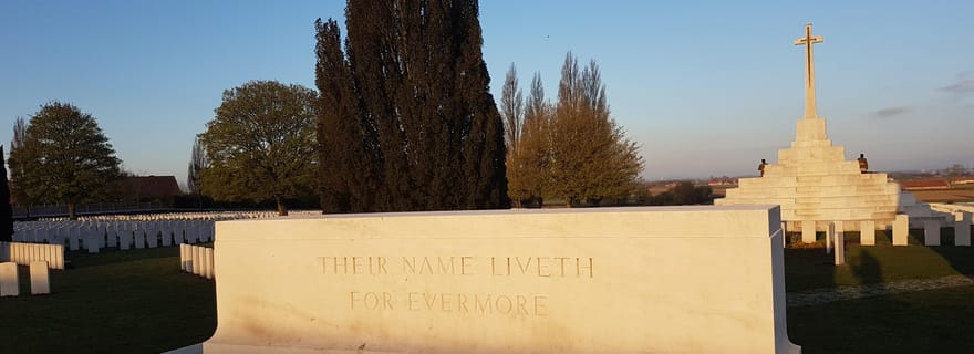 Au départ de Bruges : Visite en minibus de la Grande Guerre et des champs de Flandre avec déjeuner
