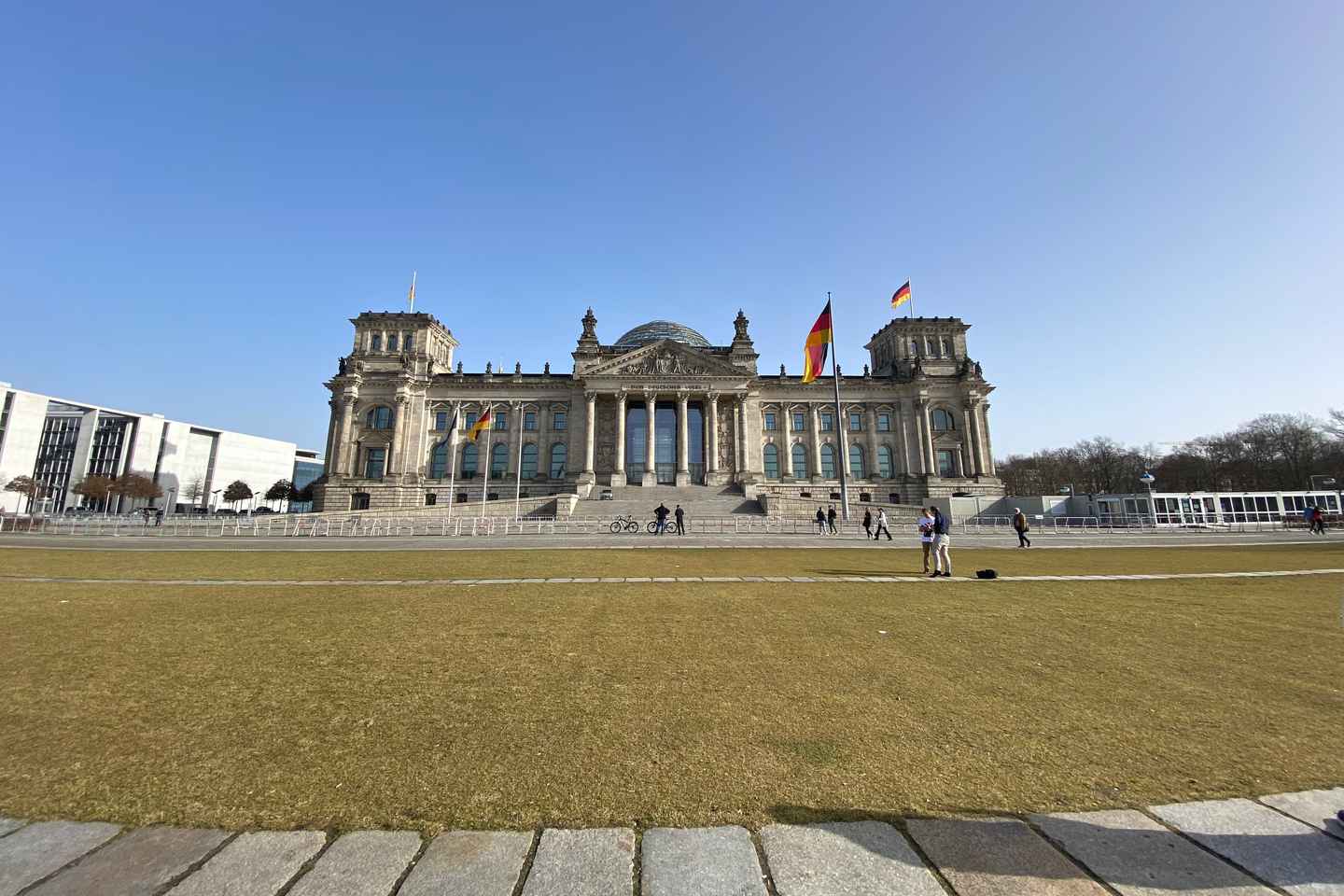 “柏林战场之旅：重温1945行动”