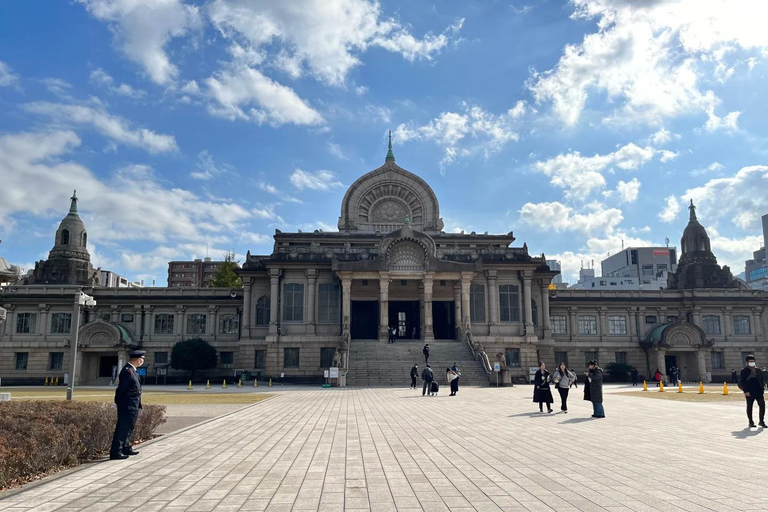 Tokyo: Hommonji Temple Breakfast & Tsukiji Market Tour