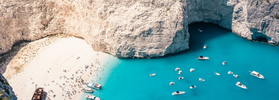 Zakynthos: Shipwreck, Blue Caves & Xigia Beach Excursion