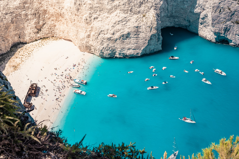 Zakynthos: scheepswrak, blauwe grotten en Xigia-strandcruise