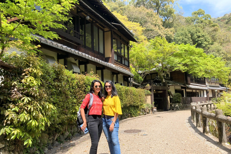 Parque Minoo: caminhada guiada pela natureza