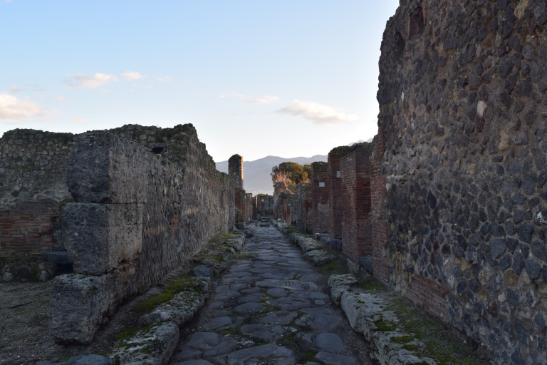 Ab Neapel: Private mehrtägige Tour durch Pompeji und Amalfiküste