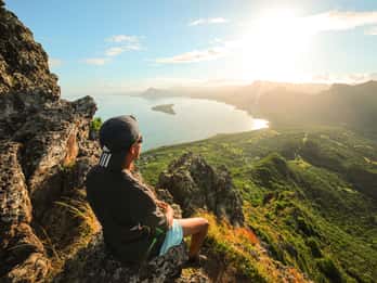 Mauritius: Guidad vandring och klättring i soluppgången på berget Le Morne