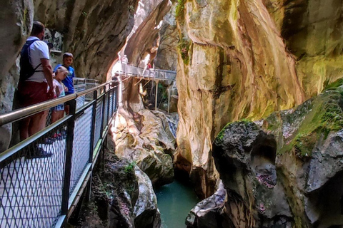 Les Gorges du Pont du Diable z transferem
