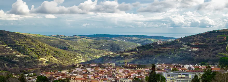Chypre : Visite de dégustation de nourriture et de vin dans la montagne de Troodos avec déjeuner