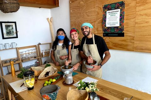 Oaxaca: Vegetarian Cooking Class with Market Tour