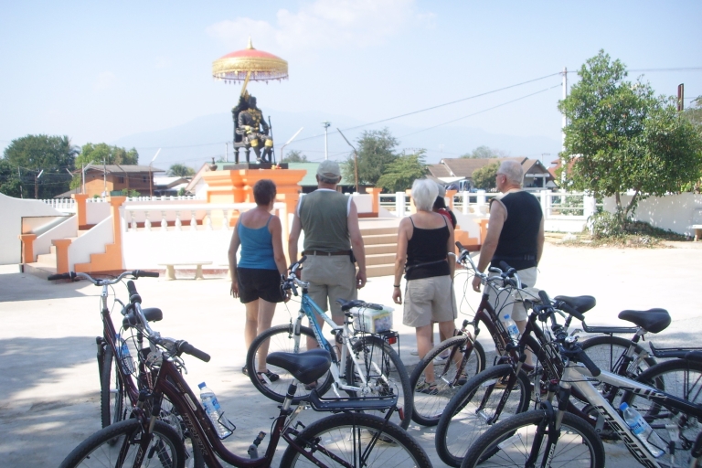Tour guiado en bicicleta por los colores de Chiang MaiTour privado de los colores de Chiang Mai