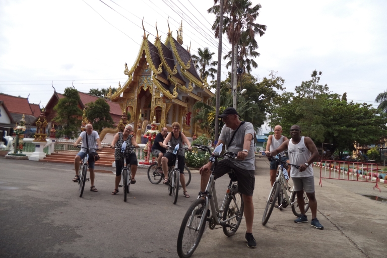 Visite guidée à vélo des couleurs de Chiang MaiVisite en groupe des couleurs de Chiang Mai