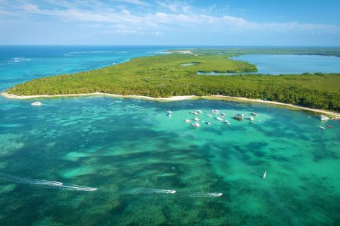 Punta Cana: Catamaran Tour with Hotel Pickup and Drop-Off