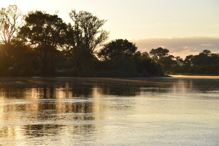 Wodospady Wiktorii: rejs o wschodzie słońca po rzece ZambeziRejs o wschodzie słońca (śniadanie angielskie)