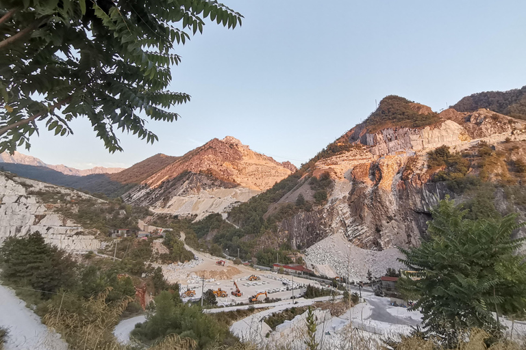 Carrara Marble-Day-Tour - diversão, música e degustação de alimentosCARRARA-Marble &amp; Music - Traslado de La Spezia incluído